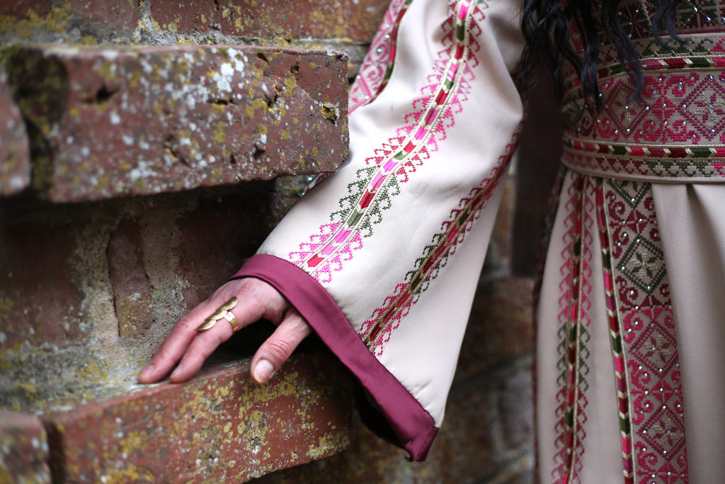 SILWAN THOBE | pre-order