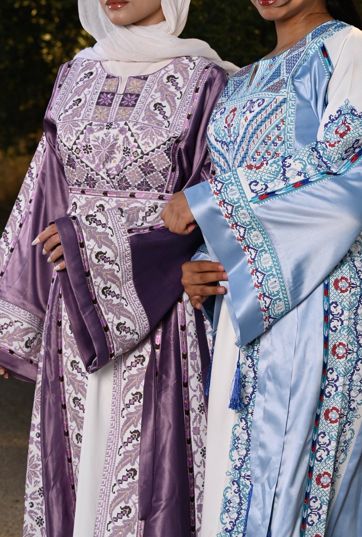 Ariha Thobe ”MAUVE”