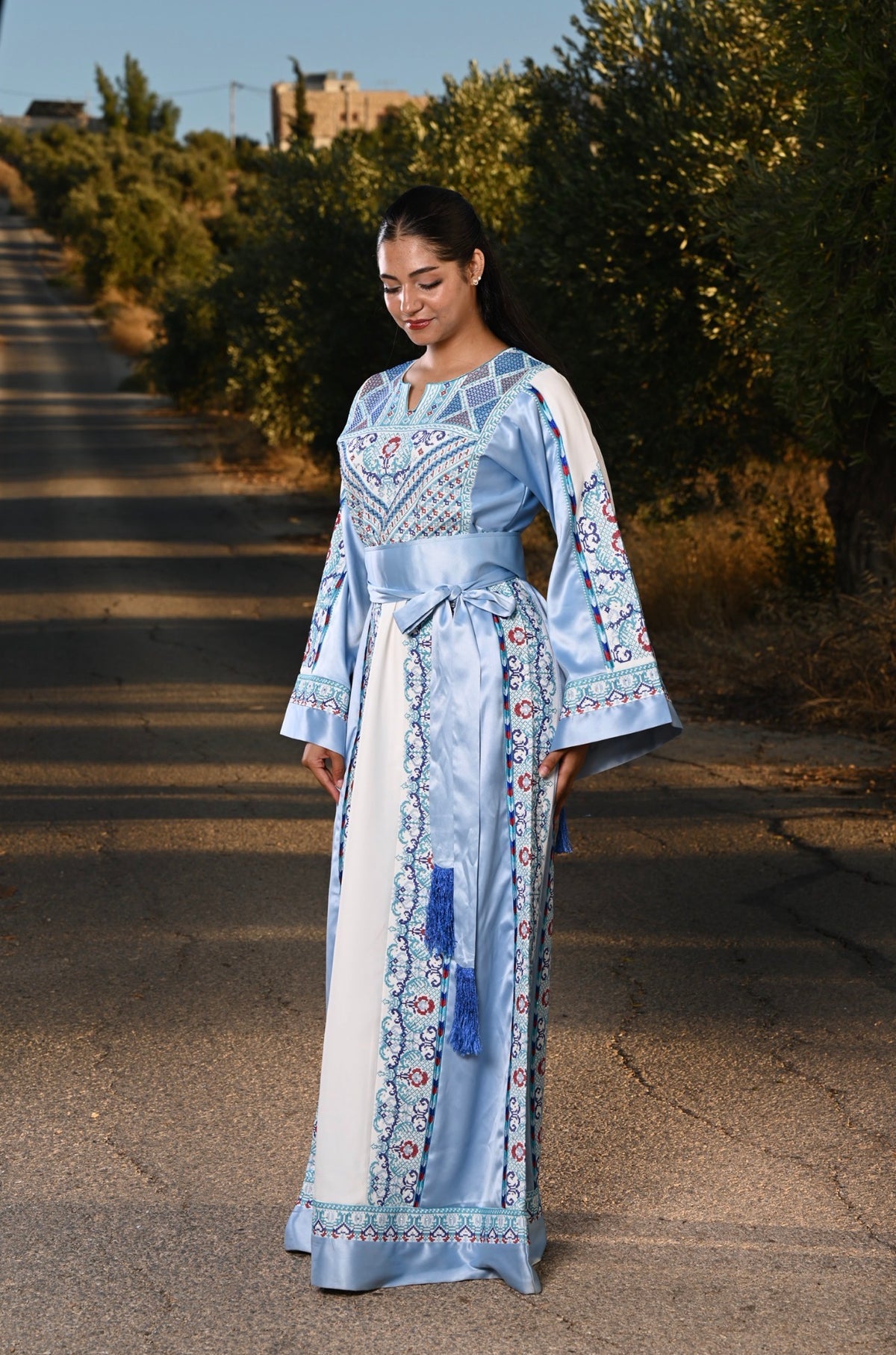Ariha Thobe ”BLUE”