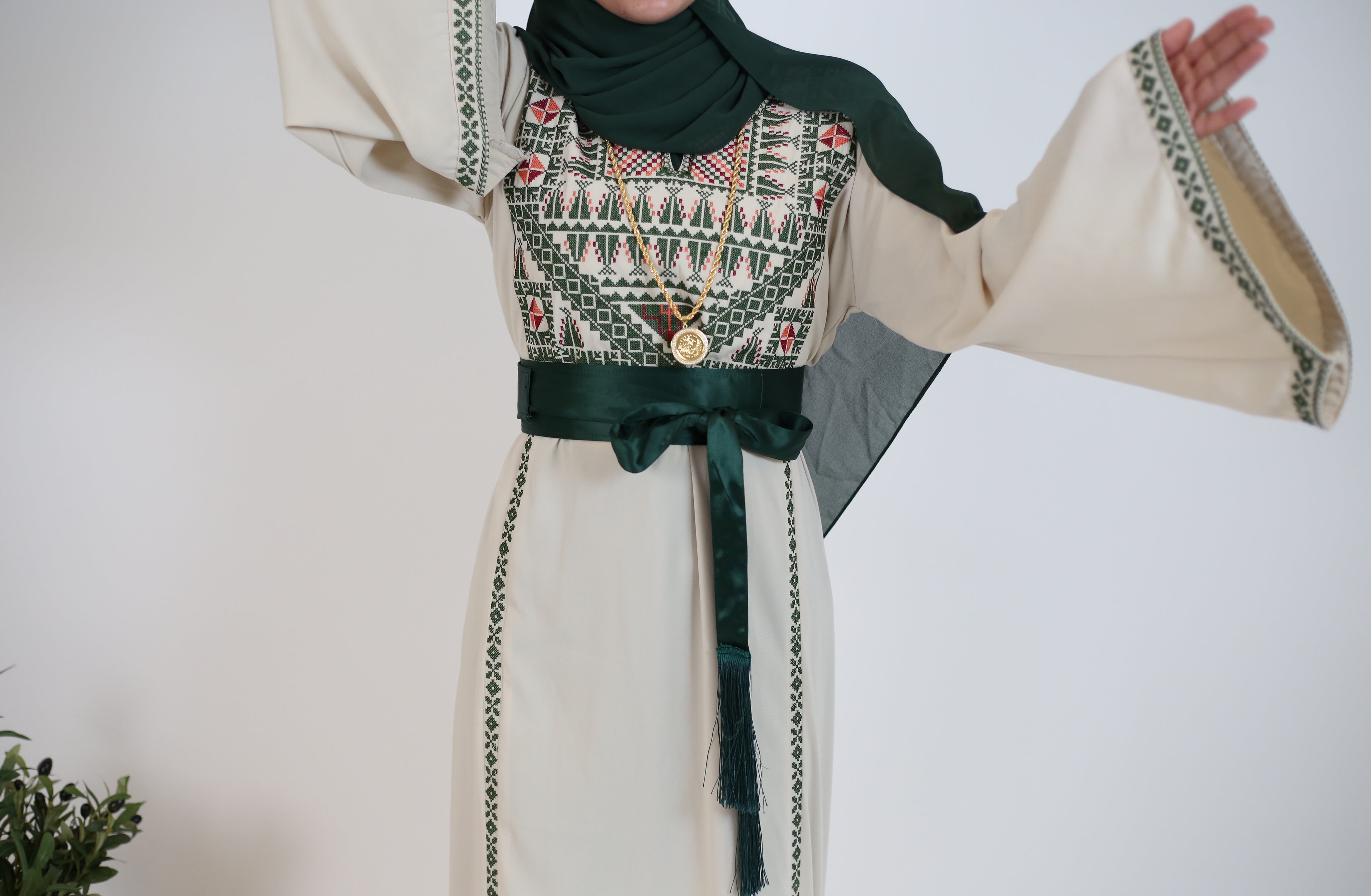 AL ZAYTOUN THOBE